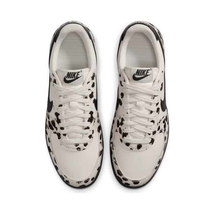 nike-field-general IB2323-001
