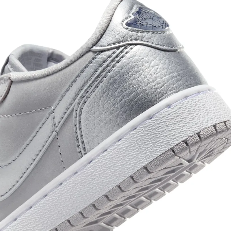 air-jordan-1 CZ0858-002