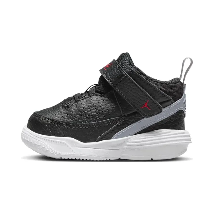 Jordan Max Aura 5 TD “Black / White / Cement Grey / University Red” (DZ4355-061)