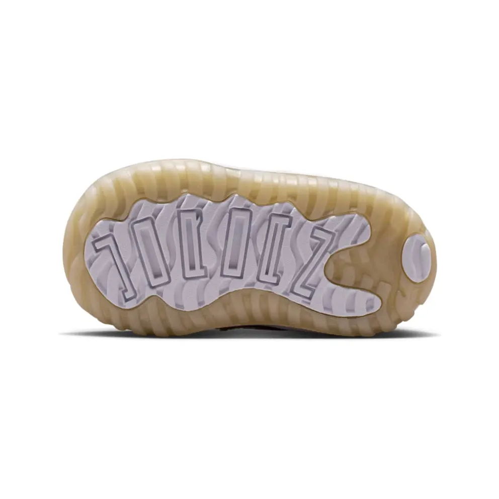 Air Jordan 11 Retro Low TD “Mother’s Day” (645107-102)