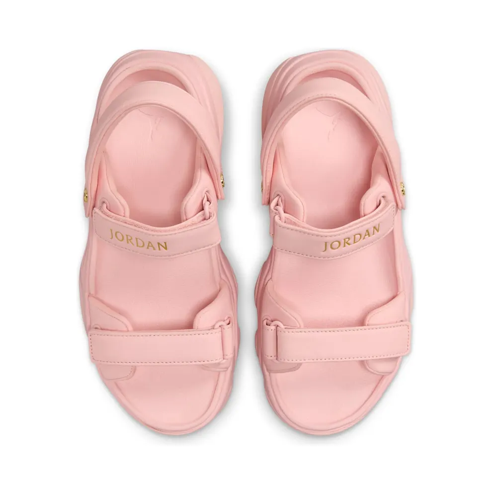 Jordan Deja Legend Pink Metallic Gold (FN5036-600)