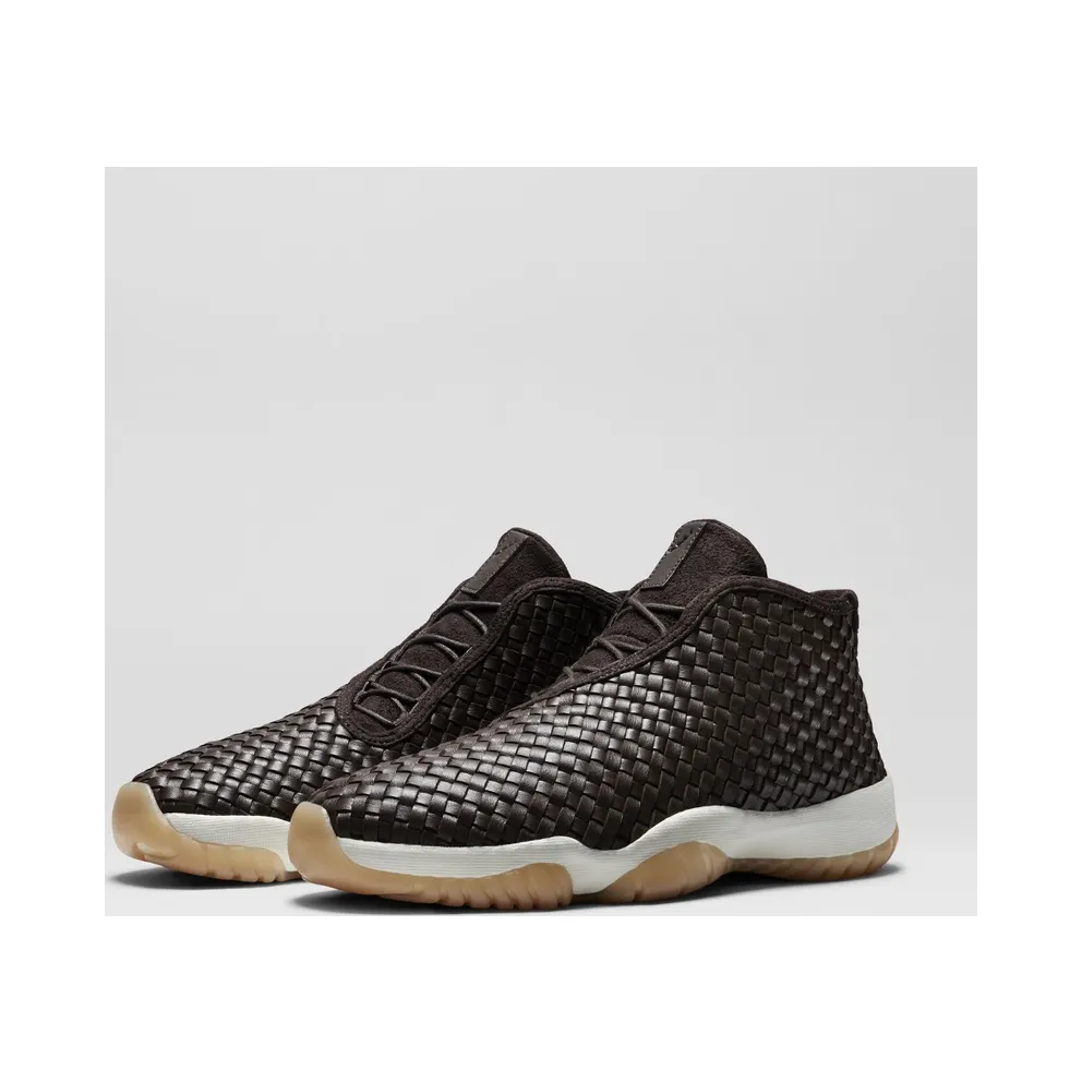 Jordan Future Dark Chocolate Dark Chocolate/Sail-Gum Yellow (652141-219)