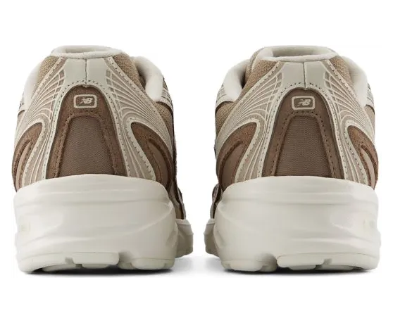 new-balance-sneaker U7403TR