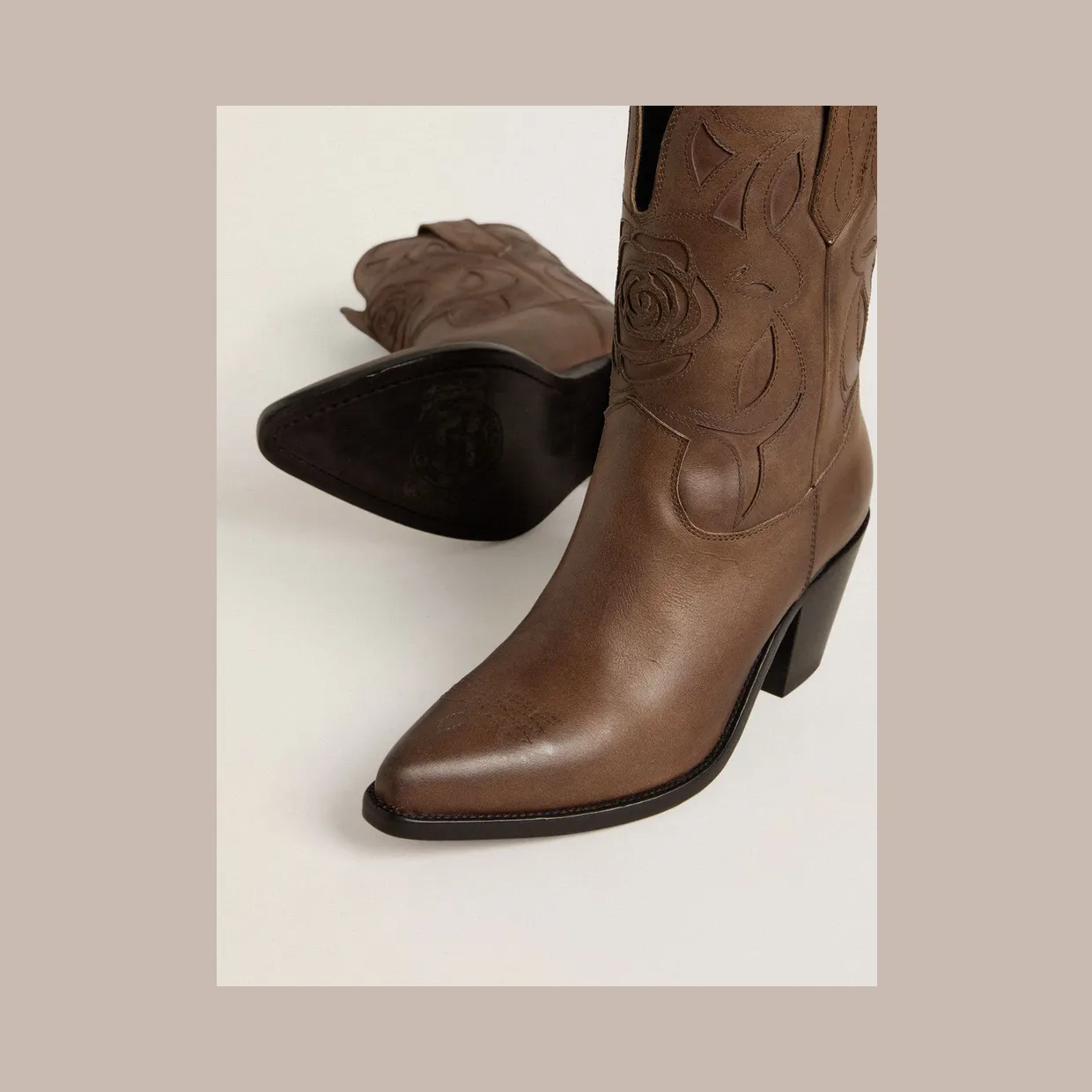 Golden Goose Wish Star Boots In Dove-Gray Leather With Tone-On-Tone Inlay Details (GWF00939.F007607.55356) (4)