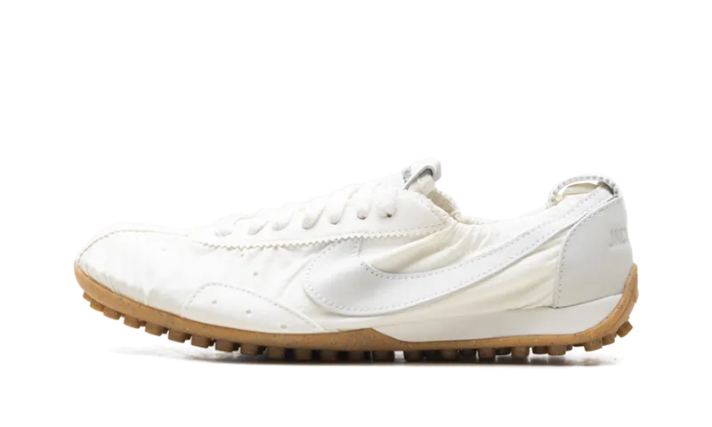 Nike Moon Shoe “Jacquemus – Soft Pearl” (HV8547-002)