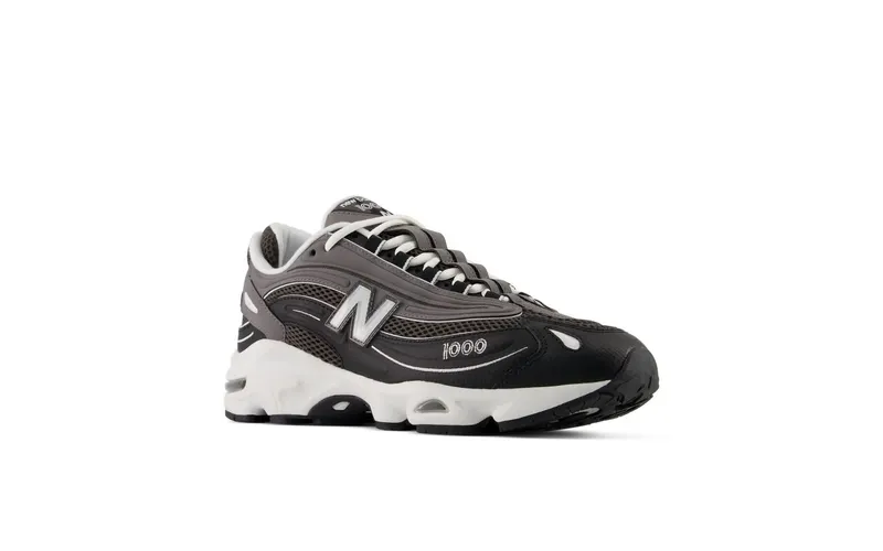 New Balance 1000 Black / Faded Black