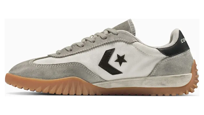 converse-sneaker A17733C