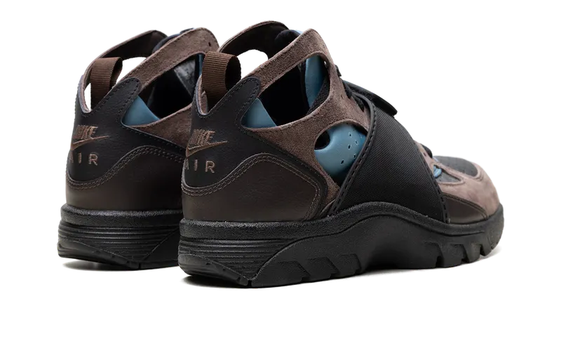 Nike Air Trainer Huarache “Baroque Brown” (IB0497-001)