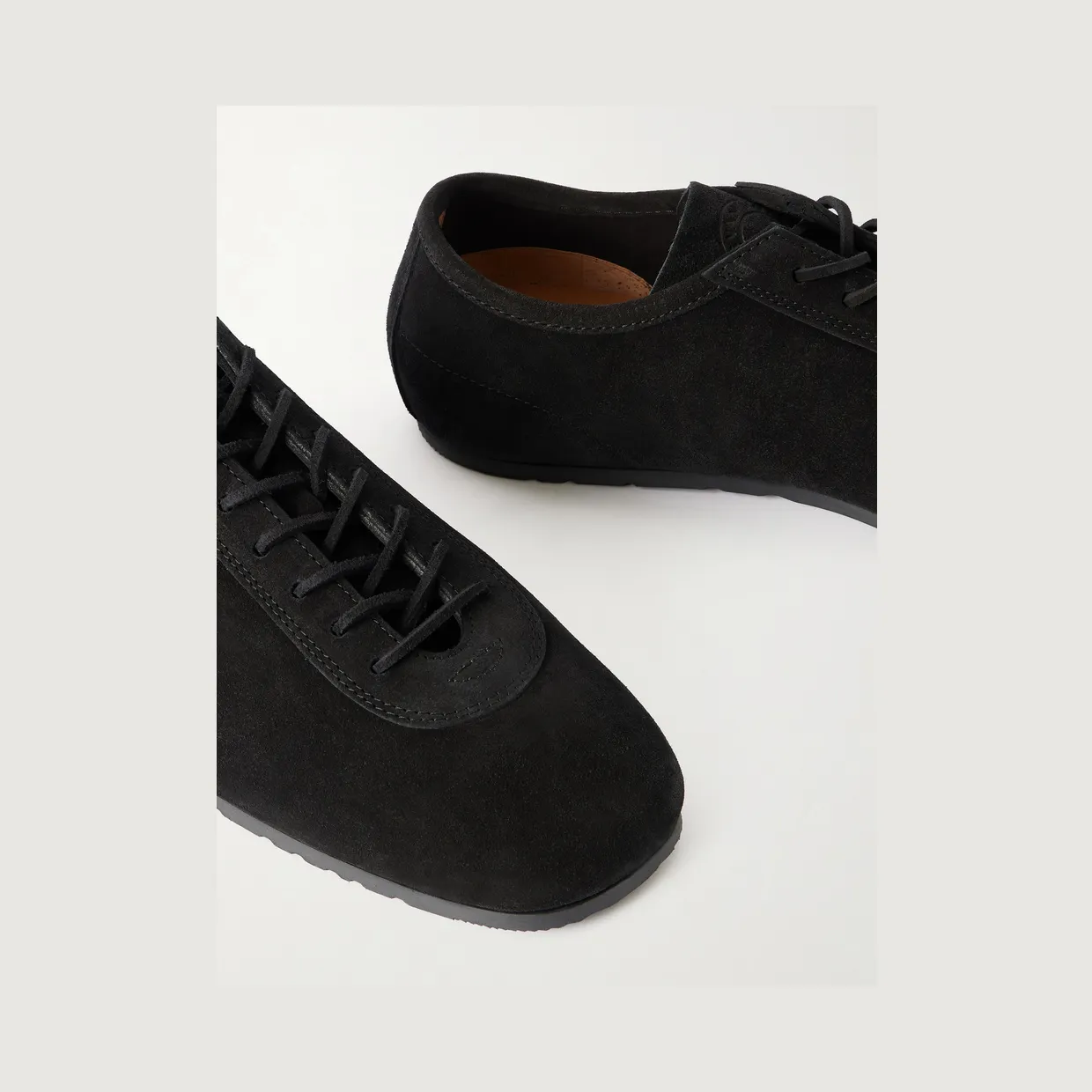 Dries Van Noten Suede Sneakers Black (261-021746-0119) (5)