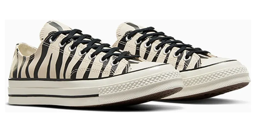 converse-chuck-taylor-all-star A13438C