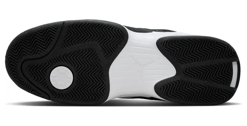 air-jordan-max-aura FQ8298-010