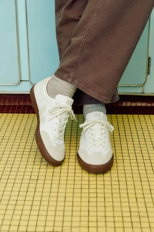 Veja Volley Leather White Natural Bark