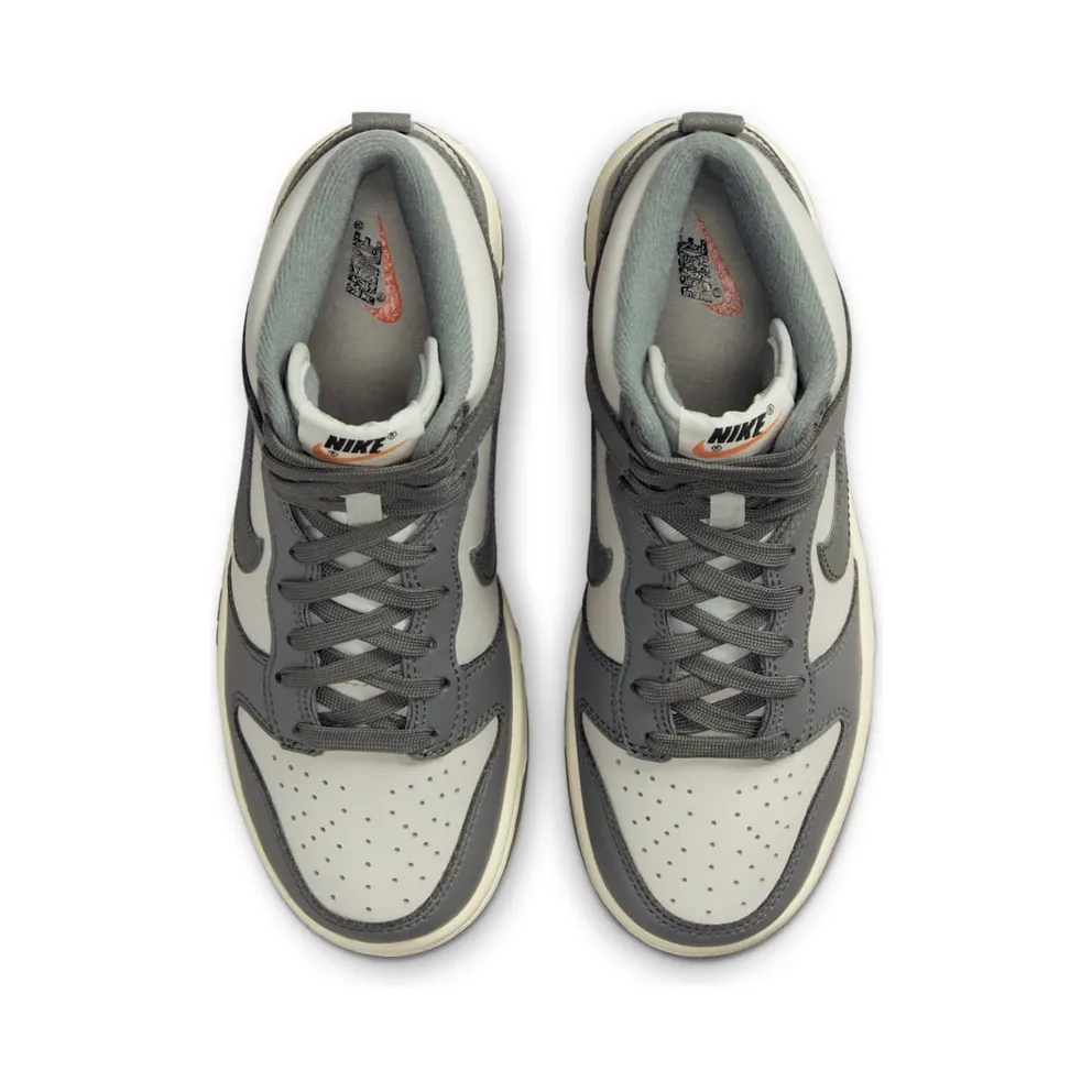 Nike Dunk High SE (GS) “Grey/Sail” (DM1028-001)