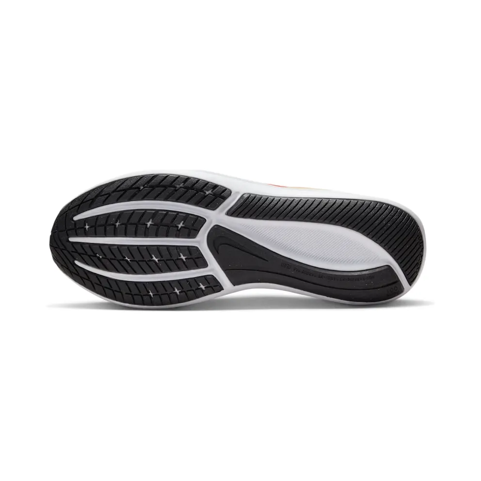 Nike Star Runner 3 Older Kids’ Road Running White (DA2776-101)