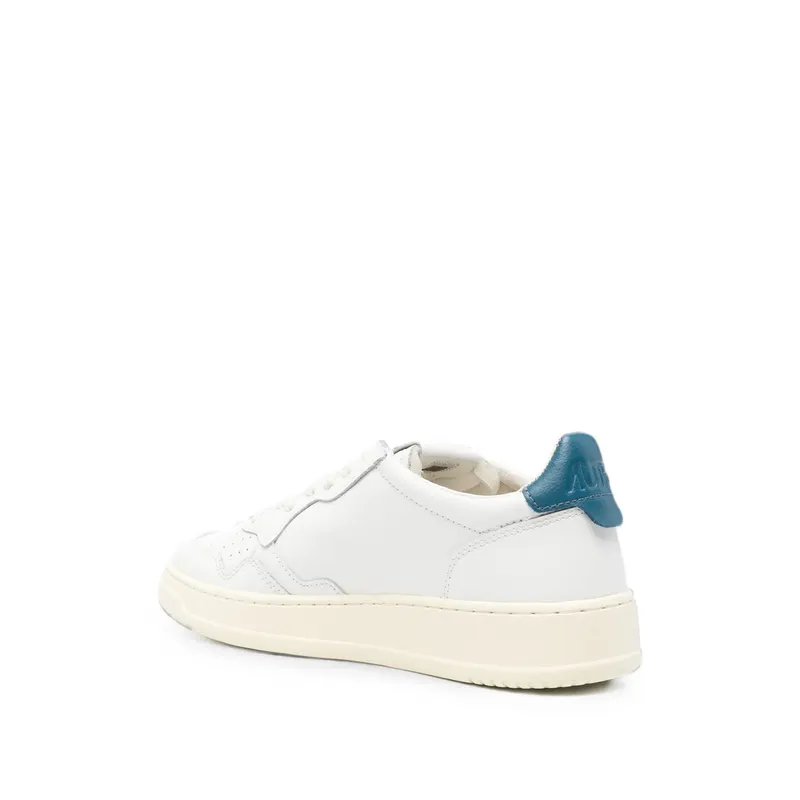 Autry Medalist Leather “White” (AULM LL29)