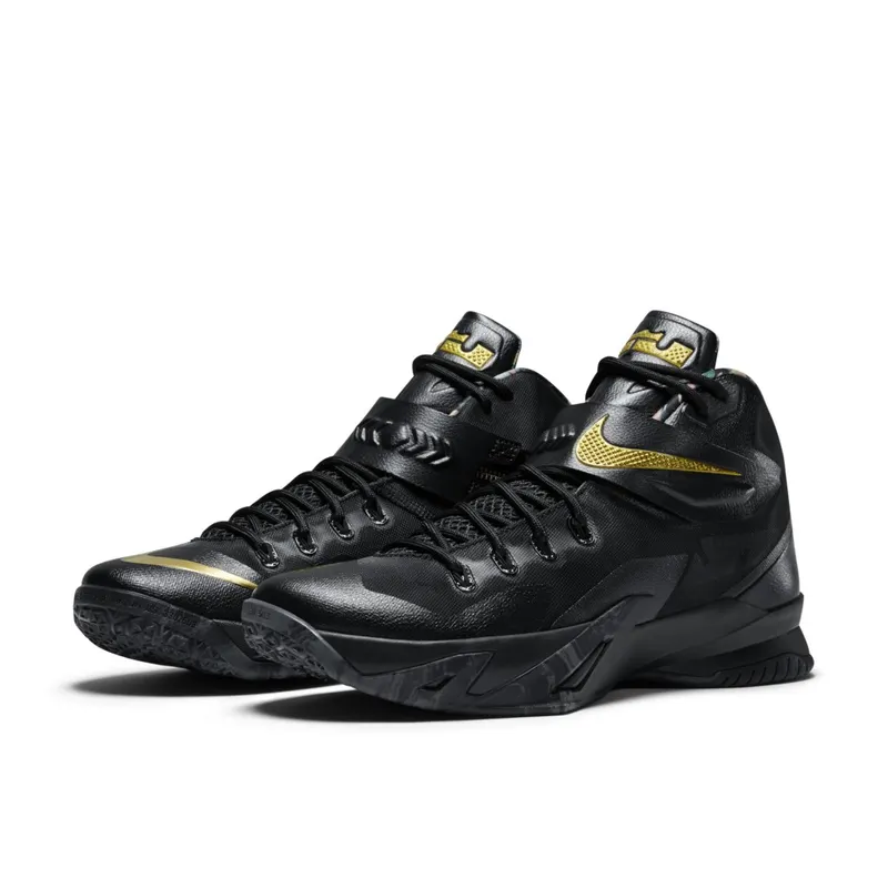 Nike LeBron Zoom Soldier 8 Watch the Throne (688579-070)