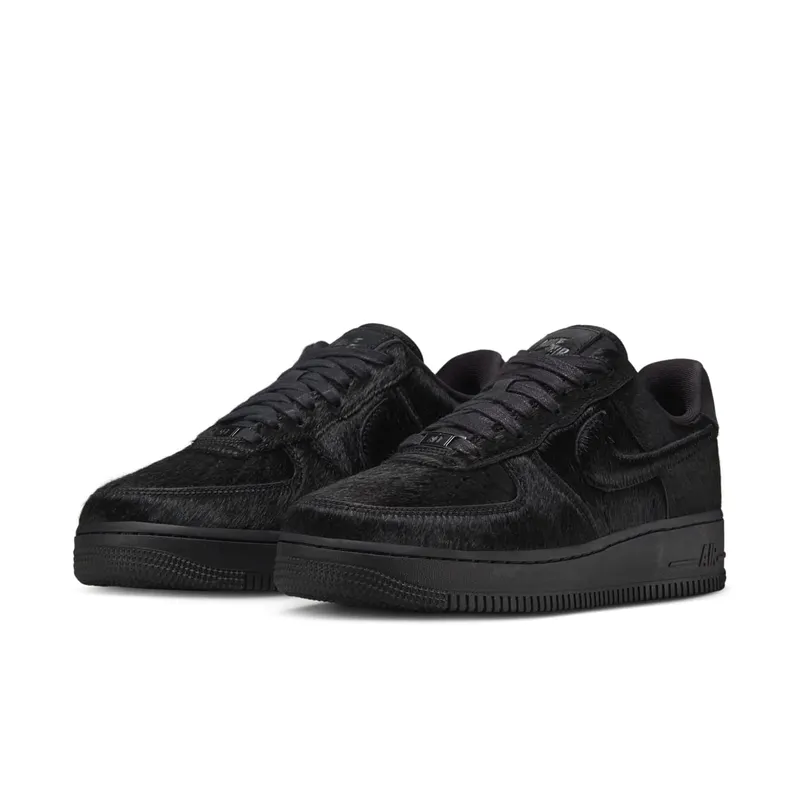 Nike AIR FORCE 1 ’07 “Triple Black Pony Hair” (II7398-001)