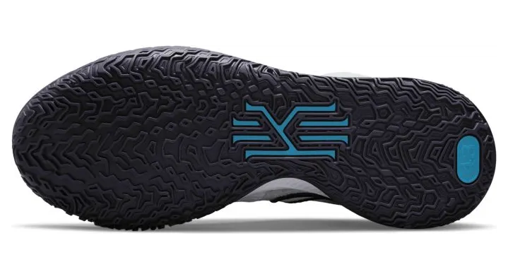 nike-kyrie-3 CW3985-100