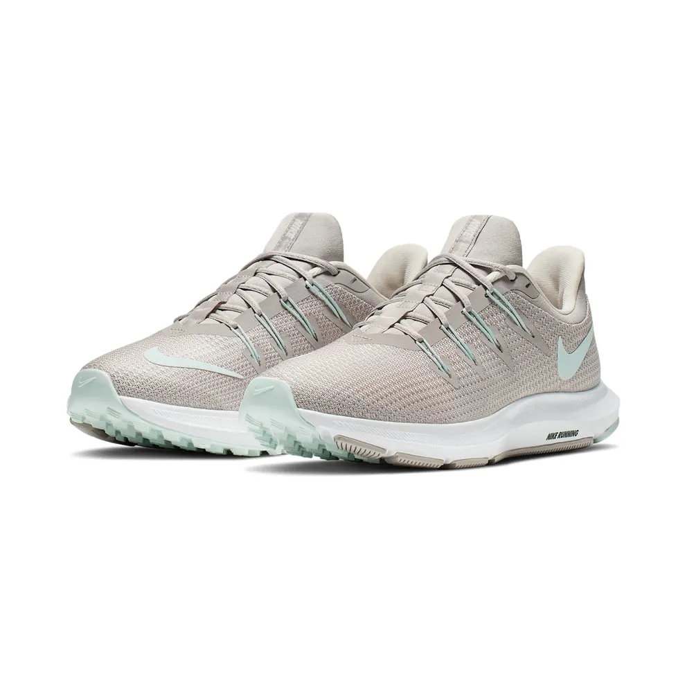 Nike Quest “Moon Particle” (AA7412-200)