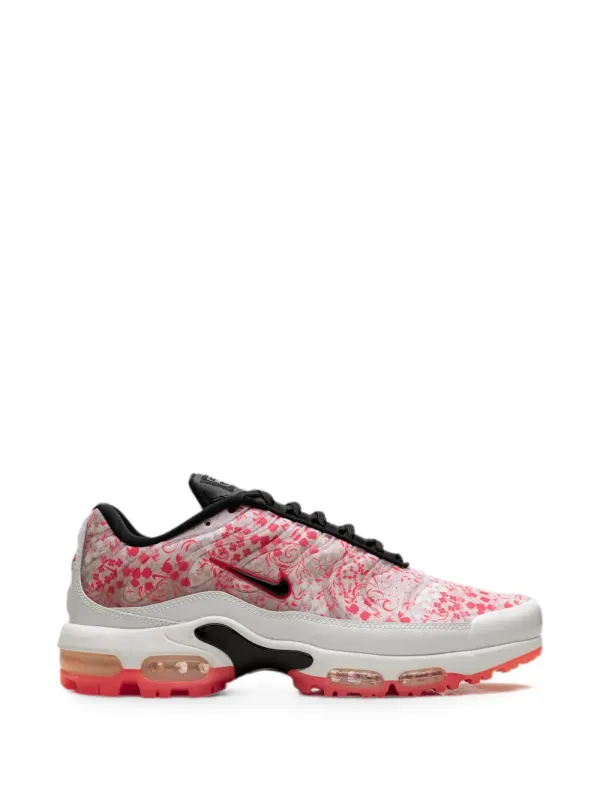 Nike Air Max Plus G sneakers with bloemenprint – Pink (HJ4512)