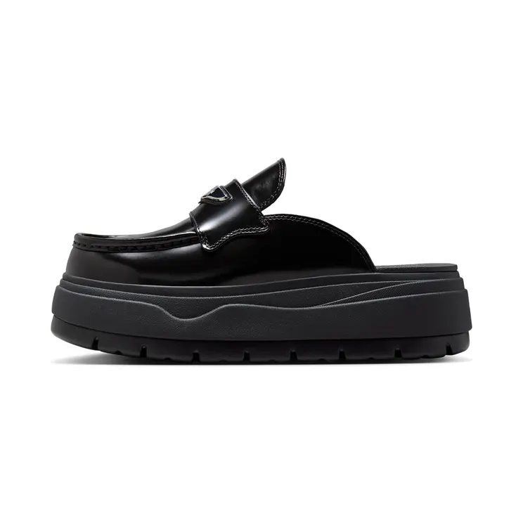 Jordan Mule “Black / Metallic Silver” (HJ4292-001)
