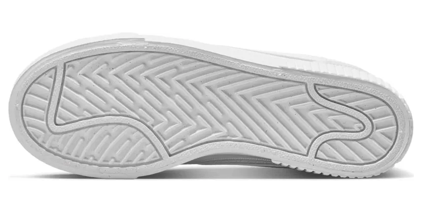 nikecourt DM7590-101