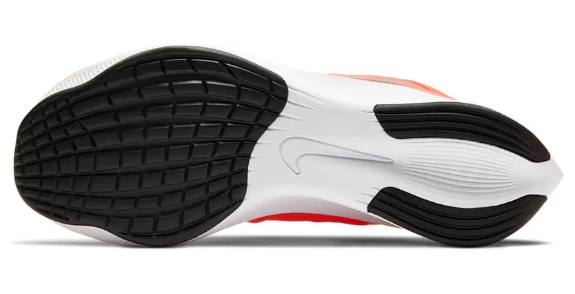 nike-zoom AT8241-801