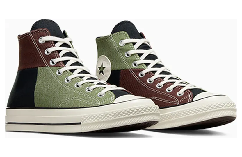 converse-chuck-taylor-all-star A04509C