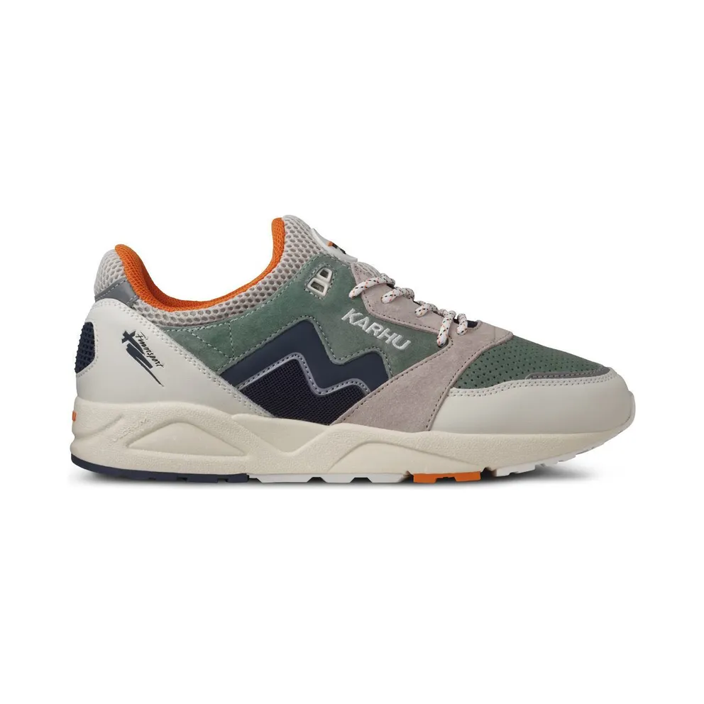Karhu Aria Lily White / India Ink (F803083)