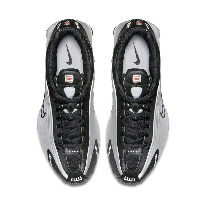 Nike Shox R4 Black Silver Orange (2015) Black/Metallic Silver-Max Orange-Metallic Silver (104265-065)