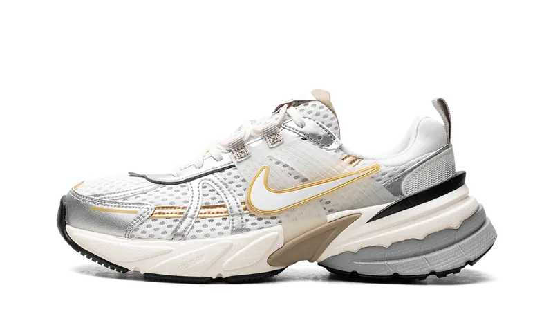 Nike V2K Run “Khaki Metallic Silver” (HJ7245-100)