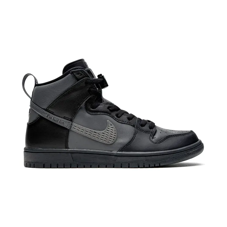 Nike SB Dunk high-top “Black” (BV1052)