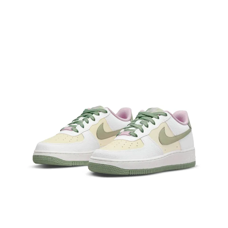 Nike Air Force 1 LV8 Older Kids’ White (DQ0360-100)