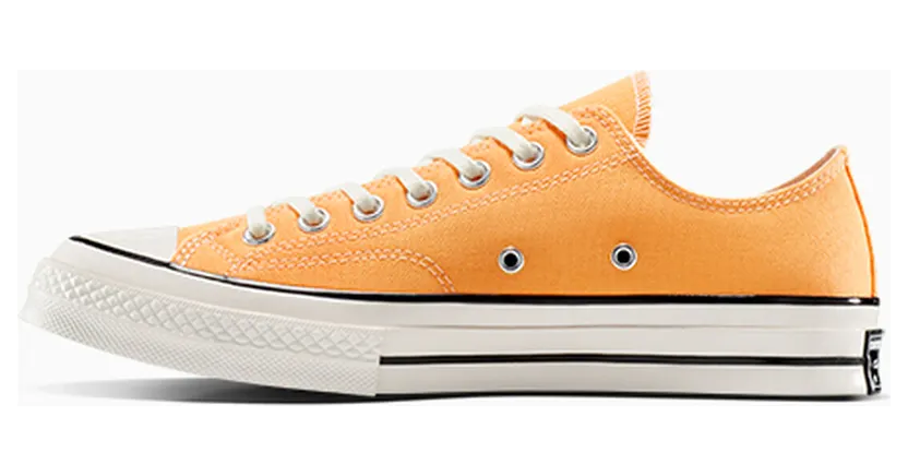 converse-chuck-taylor-all-star A13423C