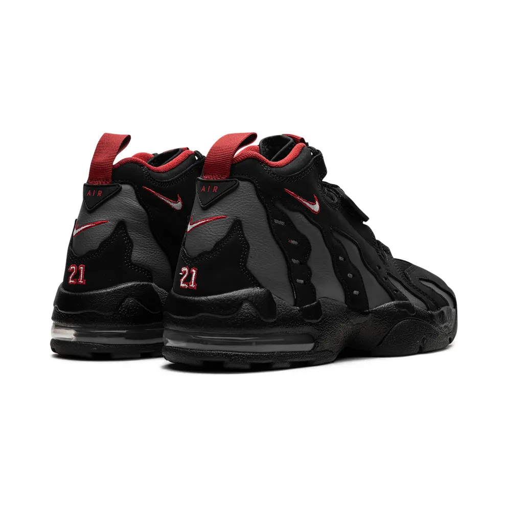 Nike AIR DT MAX ’96 “Falcons” (HQ3620-010)