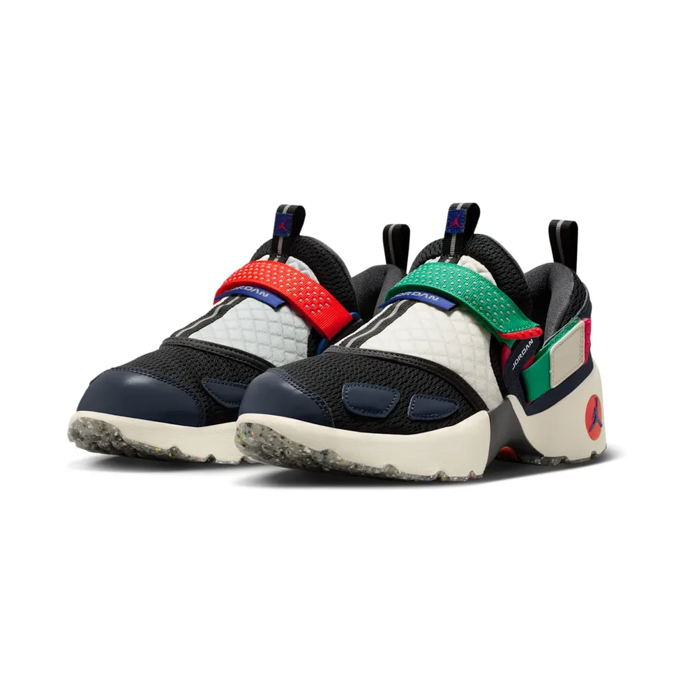 Jordan Trunner LX Rare Air (IM6531-001)