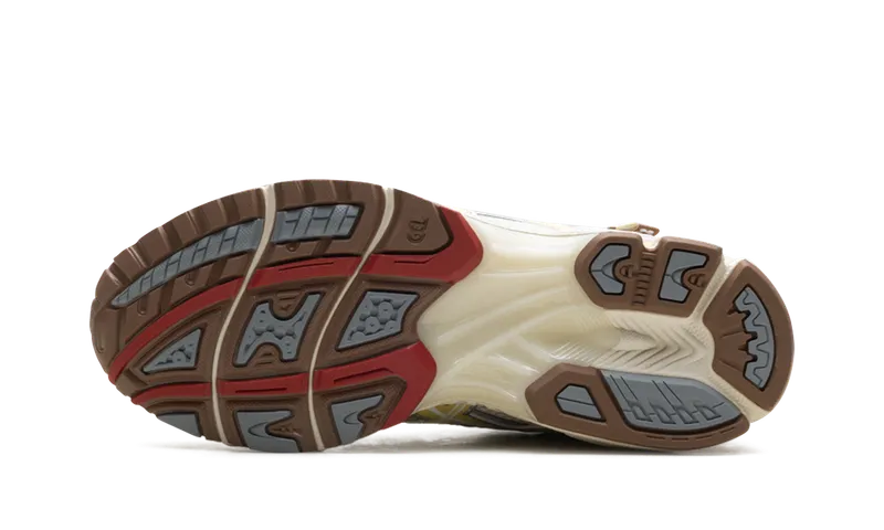 Asics GEL-Nimbus 10.1 “VandyThePink – Banana Split” (1203A865-752)