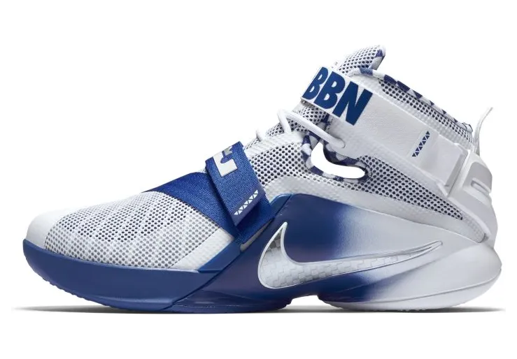 Nike LeBron Soldier 9 Kentucky