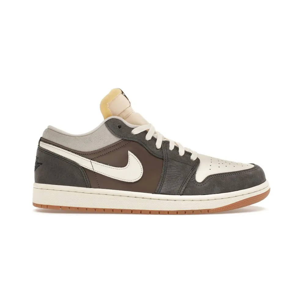 Jordan 1 Low SNKRS Day Korea Magpie (2023) (FD0399-004)
