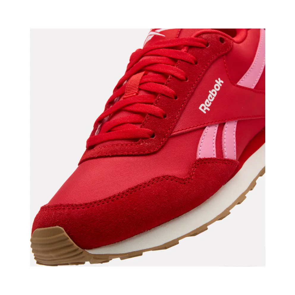 Reebok Glide Low “Women’s Trainers in Sports Red” (100246084)