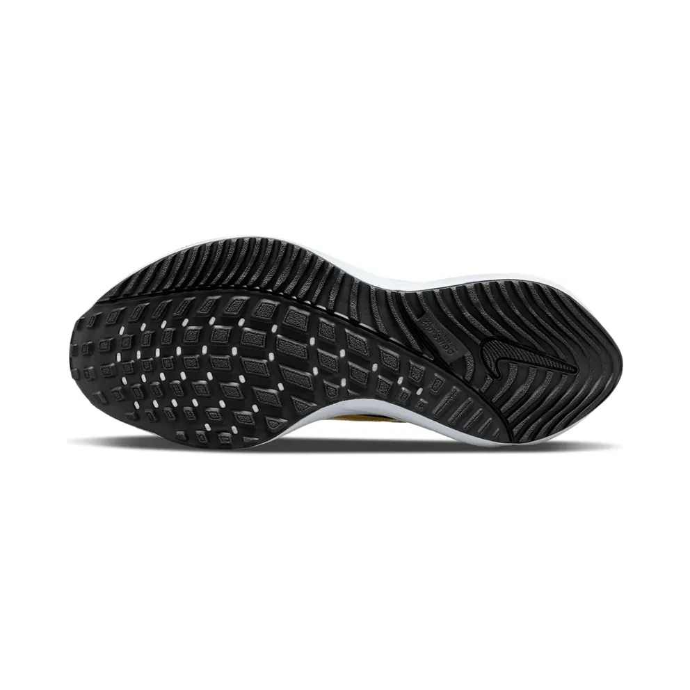 Nike Air Zoom Vomero 16 Black Metallic Gold Coin (W) “Black / Dark Smoke Grey / Pure Platinum / Metallic Gold Coin” (DA7698-003)