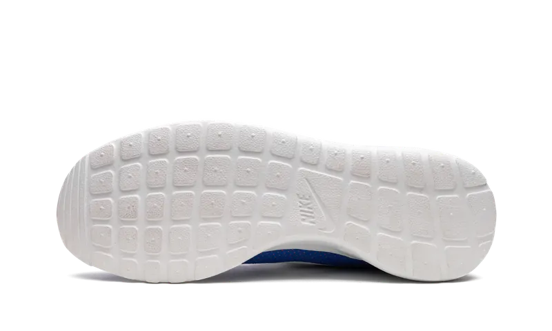 Nike Roshe One “Hyper Cobalt” (511881-402)