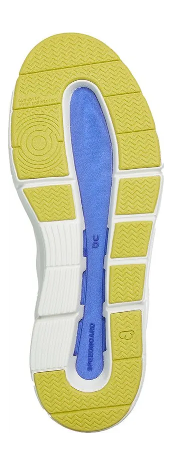 on-running-sneaker 4898996