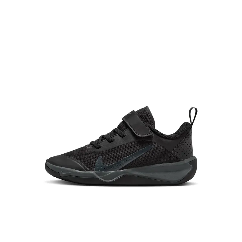 Nike Omni Multi-Court Younger Kids’ Black (DM9026-001)