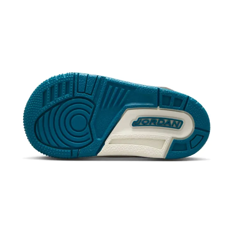 air-jordan-3 IB7065-001