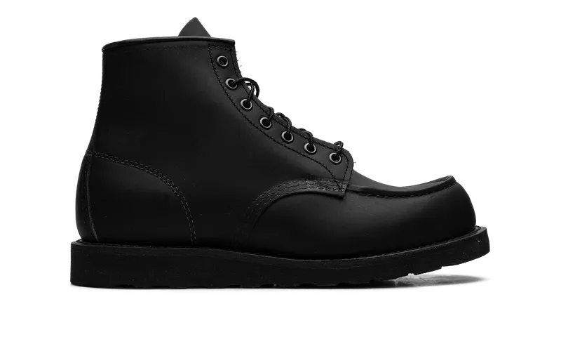 Red Wing Classic Moc 6 Inch Boot “Black Harness” (8074)