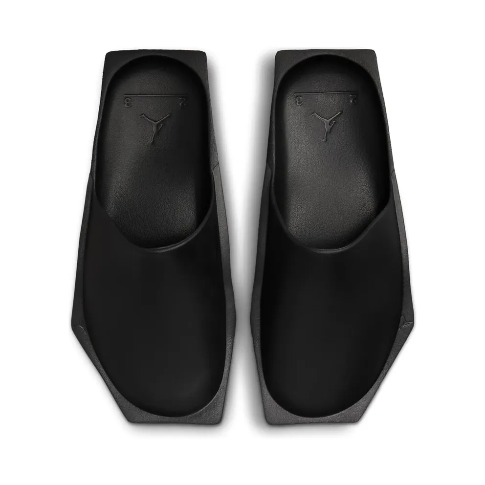 Jordan Hex Mule “Triple Black” (DX6405-001)