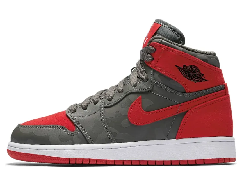 Air Jordan 1 Retro High PRM GS Camo “River Rock / University Red / White / Black” (822858-032)