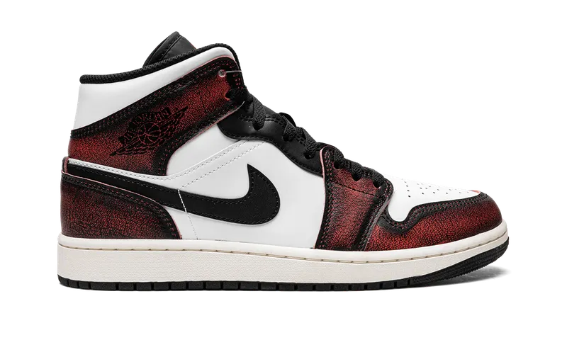 Air Jordan 1 Mid SE Black (DV9565-006)