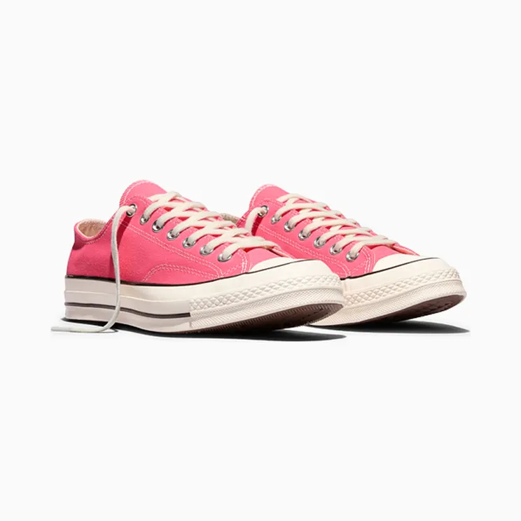 converse-chuck-taylor-all-star A15973C